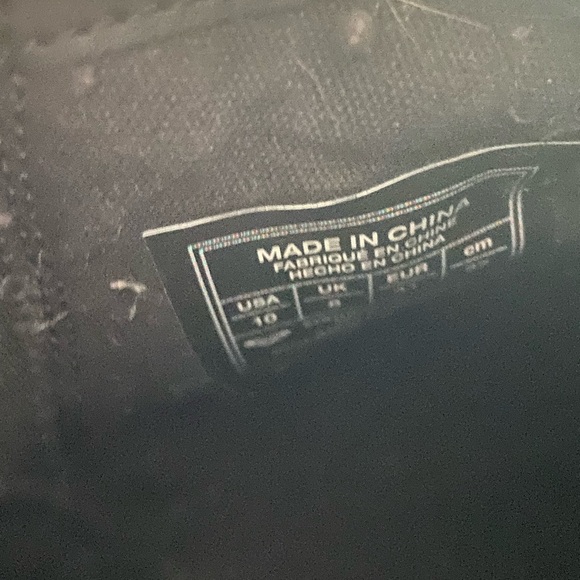 Roxy Black Ankle Boots‎ with Brown Sole - Picture 7 of 7